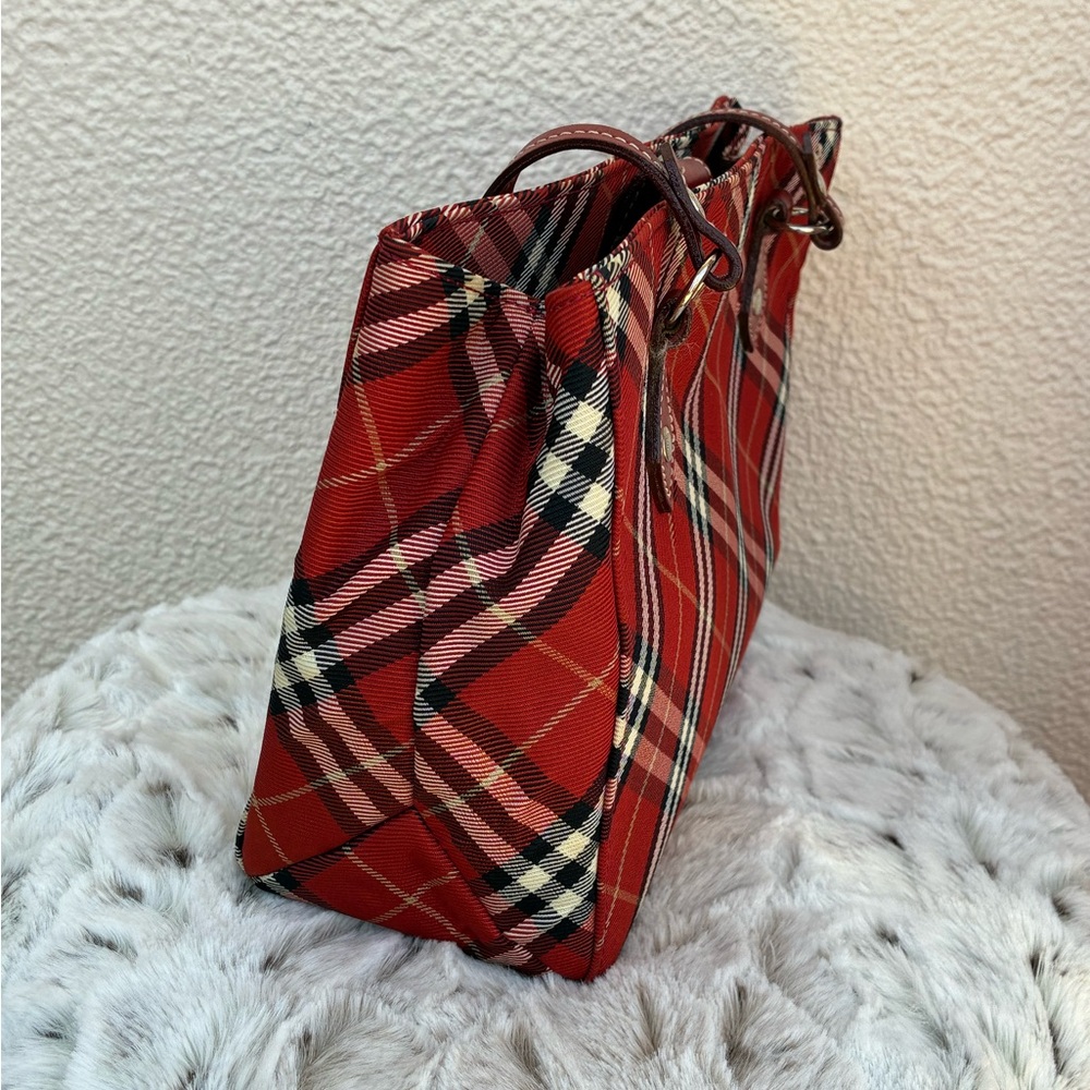 ❤️ Burberry Red Plaid Shoulder Bag - Picture 5 of 17